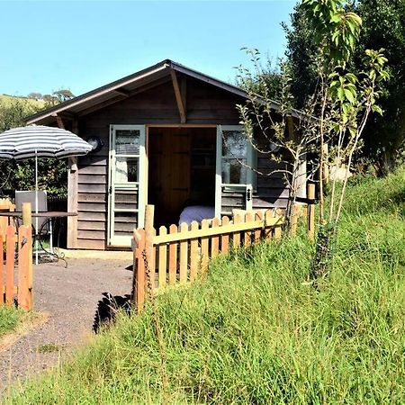 Woolcombe Cabin East Allington Екстериор снимка